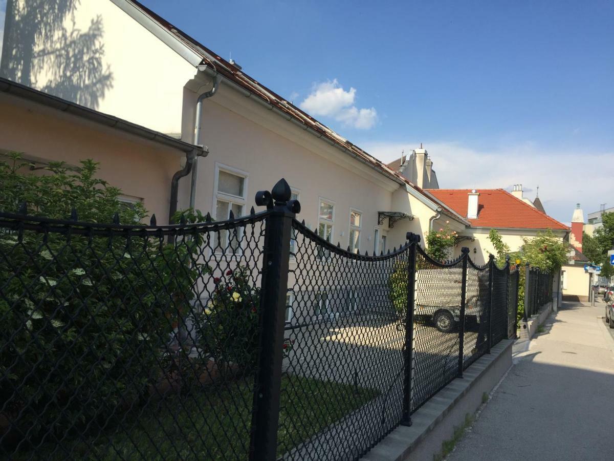 Terrasse Wohnungen Mit Parking In Zentrum Baden Eksteriør bilde